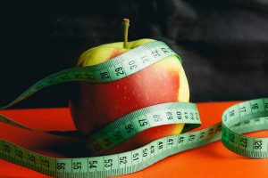apple-with-tape-measure