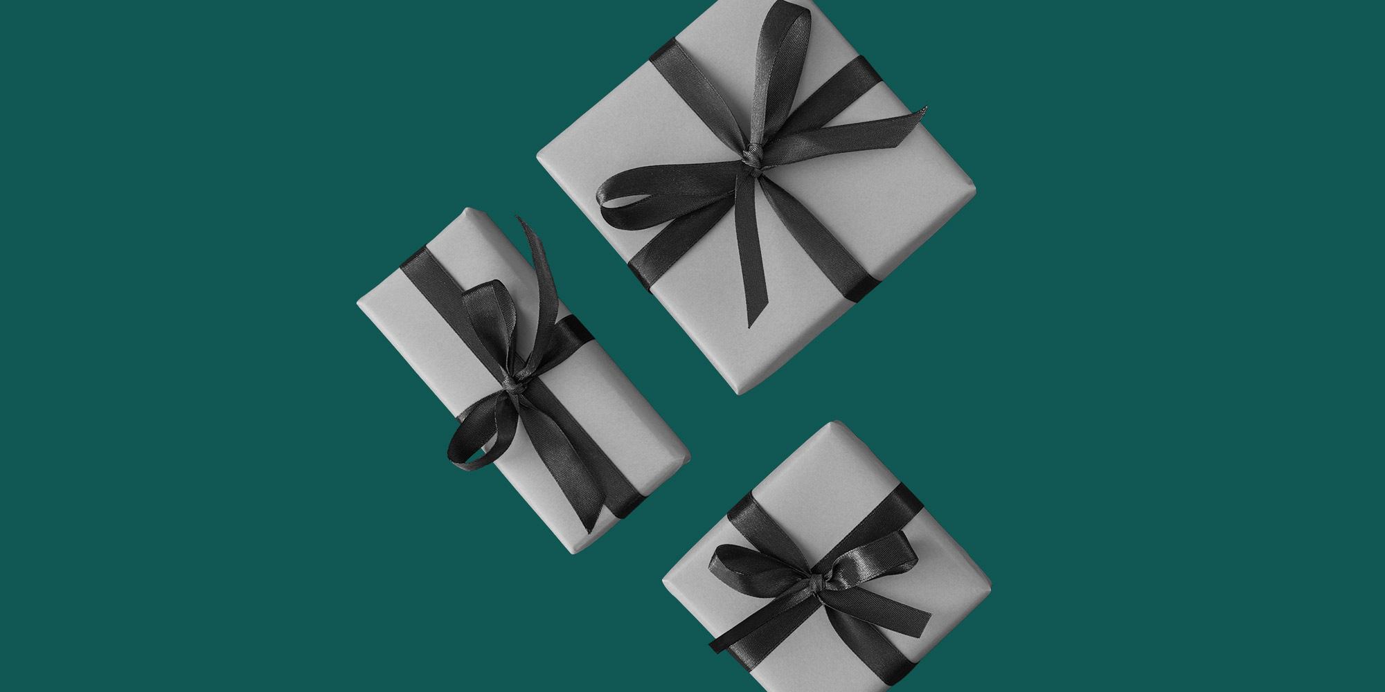 Wrapped packages with bows. Holiday Gift Guide for People in Addiction Recovery